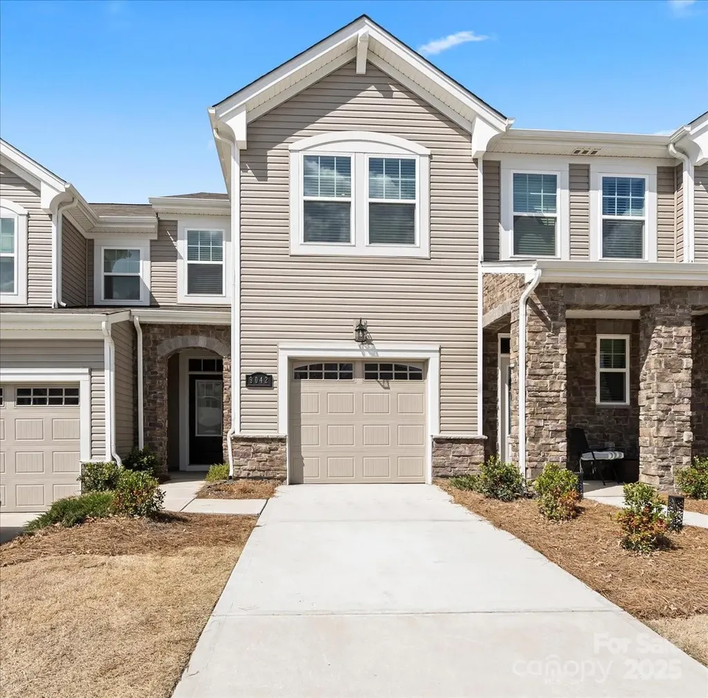 9042 Northfield Crossing Drive Charlotte NC 28269