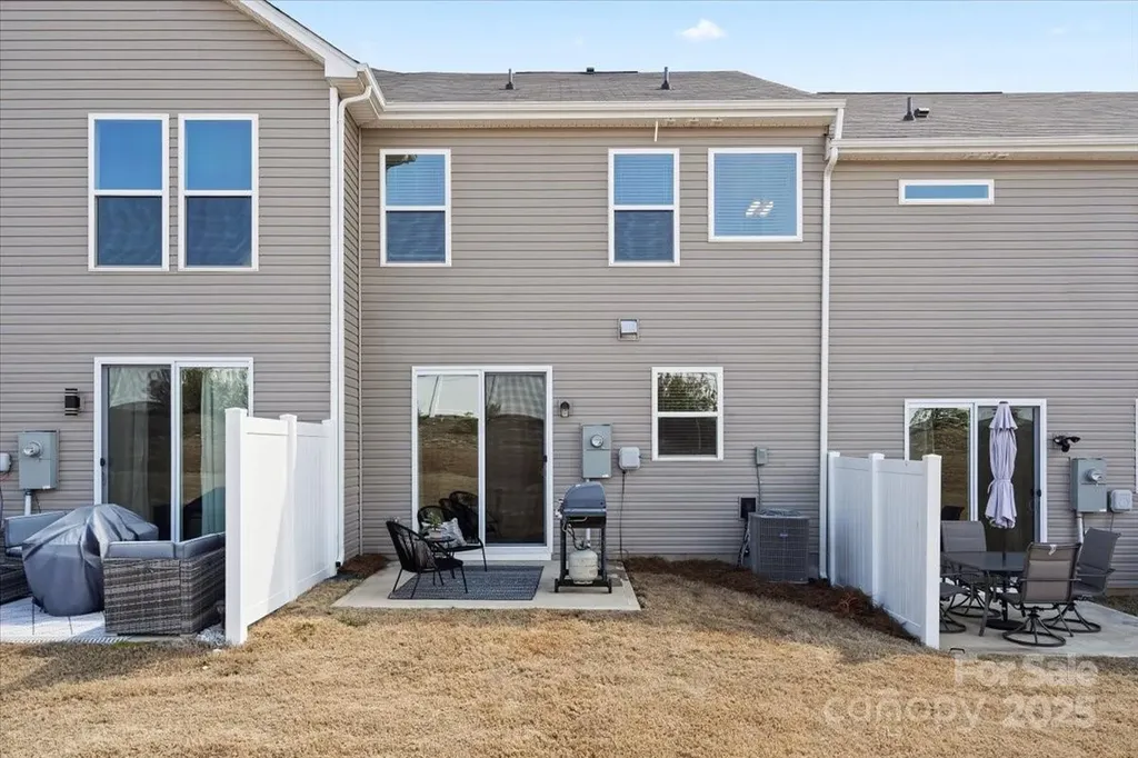 9042 Northfield Crossing Drive Charlotte NC 28269
