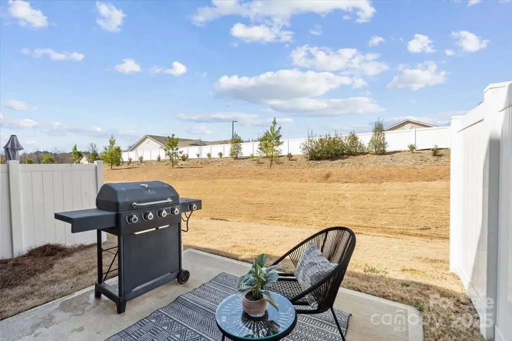 9042 Northfield Crossing Drive Charlotte NC 28269