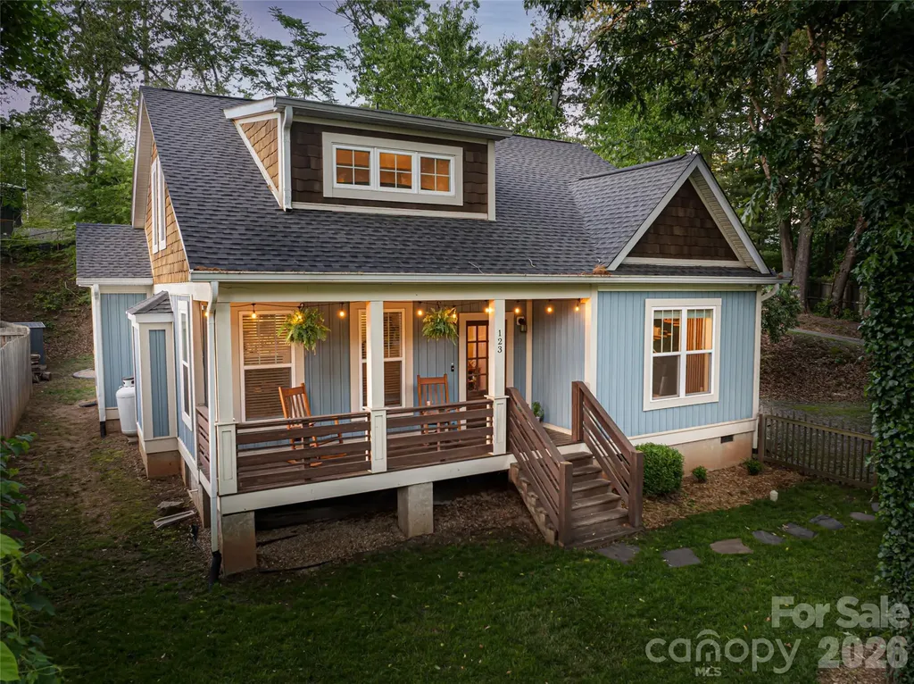 123 Arline Henry Way Asheville NC 28806