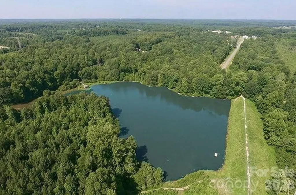 149 High Rock Court Statesville NC 28677