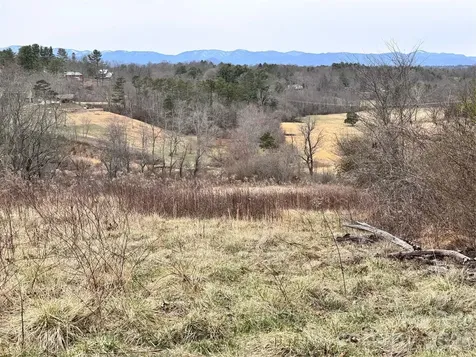 38 Flourish Farm Lane Asheville NC 28806