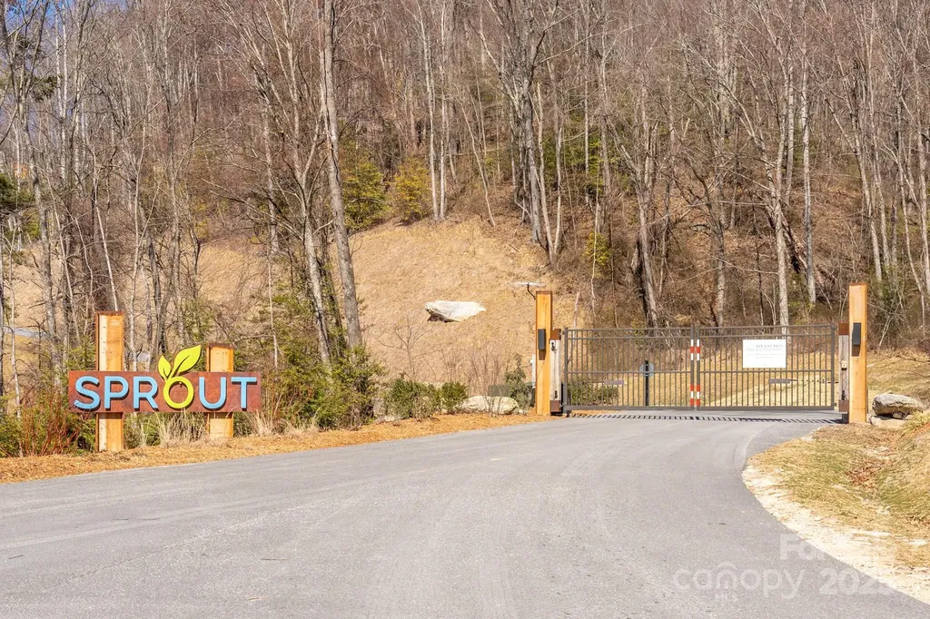 0000 East Garden Trail Hendersonville NC 28792