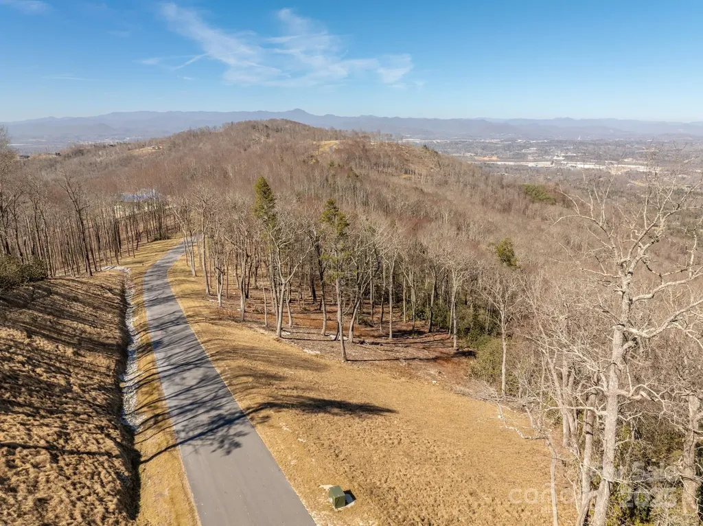 0000 East Garden Trail Hendersonville NC 28792