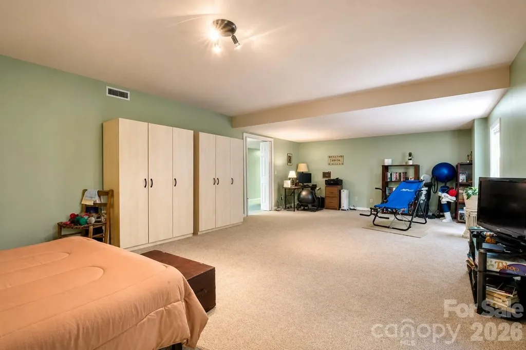 97 Ballantree Drive Asheville NC 28803