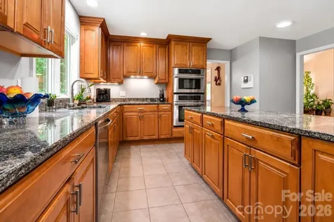 97 Ballantree Drive Asheville NC 28803