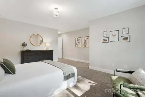 5 Bolton Street Asheville NC 28806