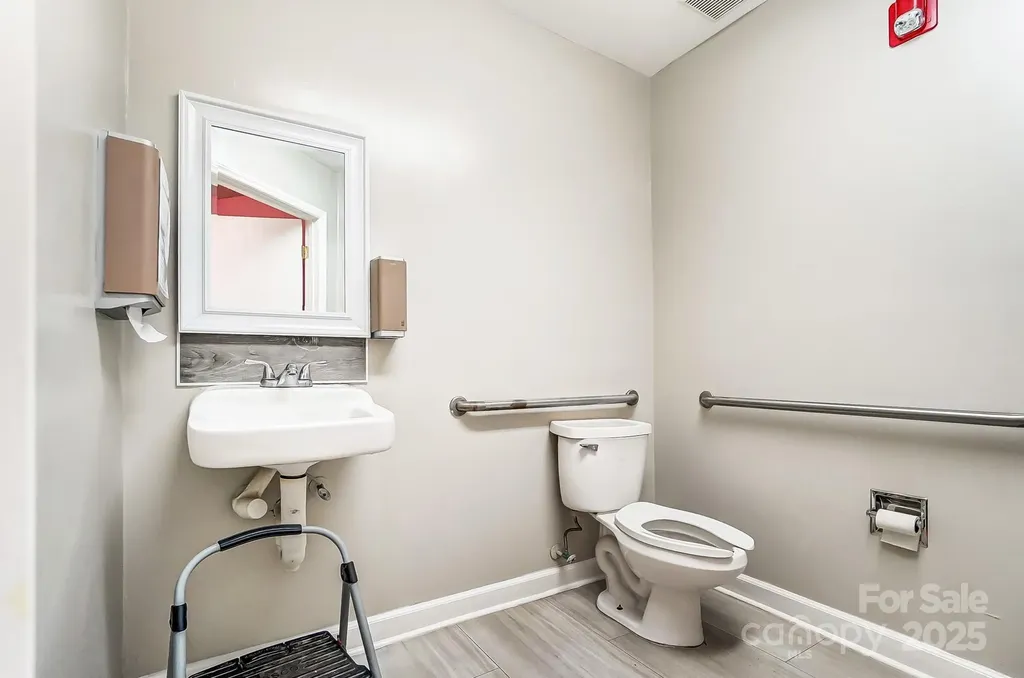 229 S Fox Street Charlotte NC 28204