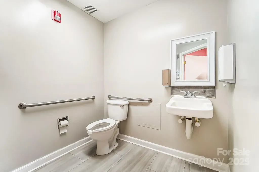 229 S Fox Street Charlotte NC 28204