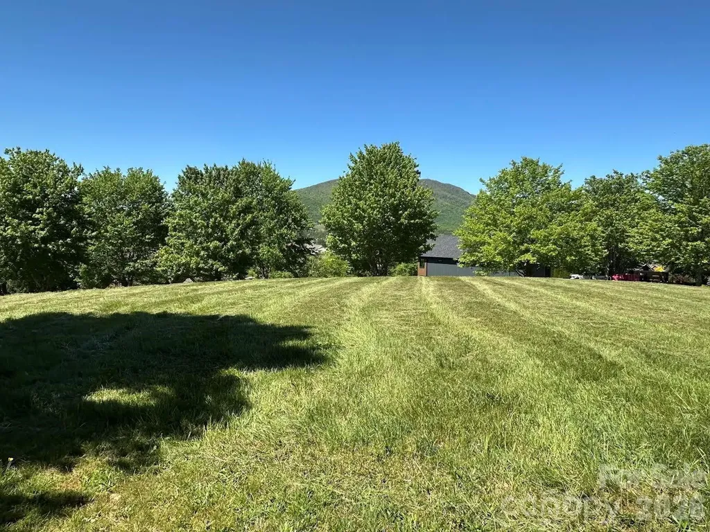 Tbd River Knoll Drive Jefferson NC 28640