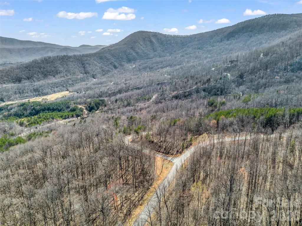 190 Cherry Hill Mill Spring NC 28756