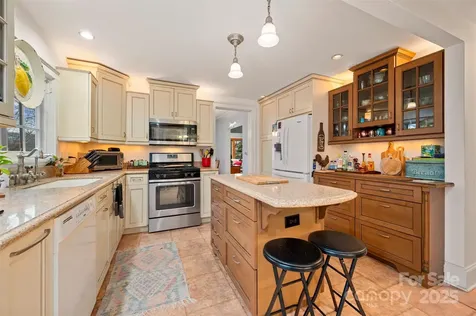 45 Pine Crest Lane Tryon NC 28782