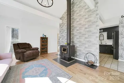 1881 Becky Mountain Road Brevard NC 28712