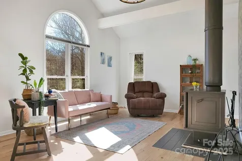 1881 Becky Mountain Road Brevard NC 28712