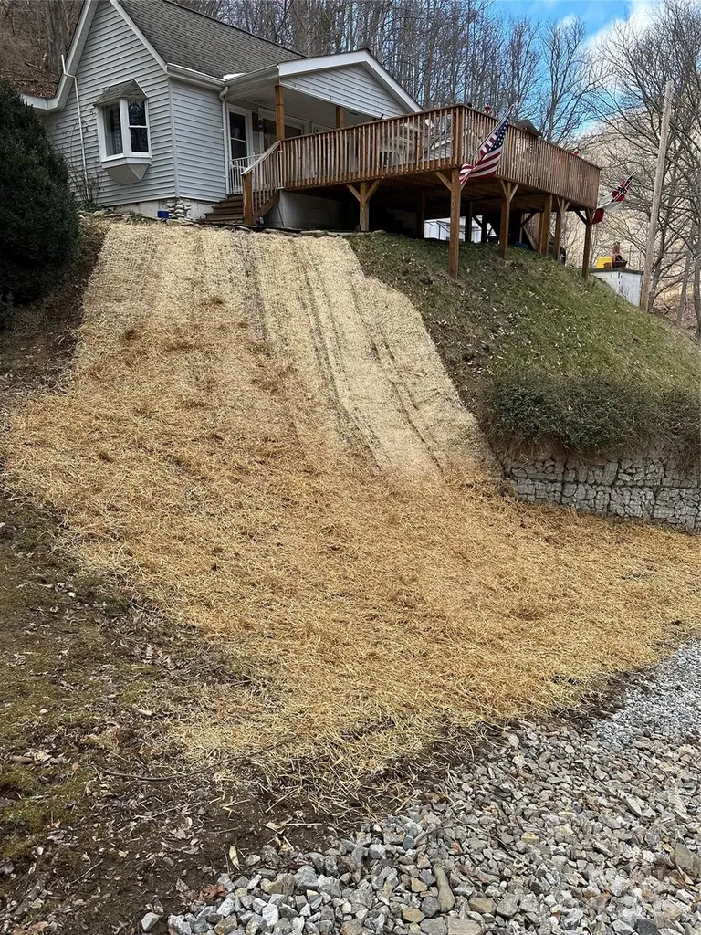 12982 Us Hwy 19w Burnsville NC 28714