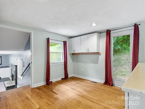 12982 Us Hwy 19w Burnsville NC 28714