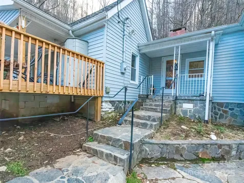 12982 Us Hwy 19w Burnsville NC 28714