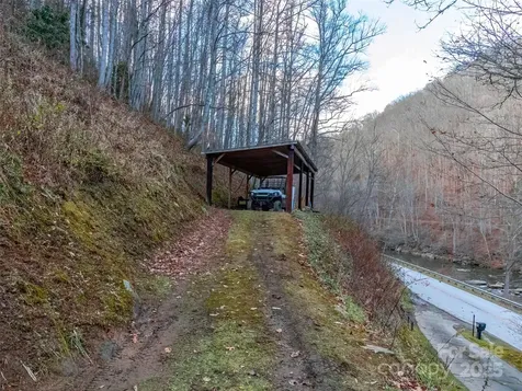 12982 Us Hwy 19w Burnsville NC 28714