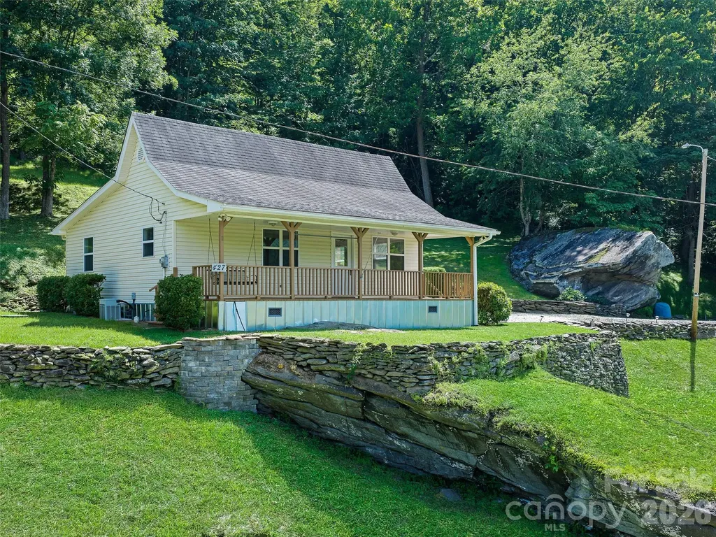 427 Johnson Cemetery Road Bakersville NC 28705