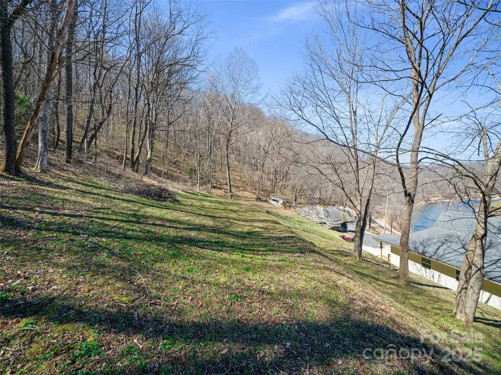 427 Johnson Cemetery Road Bakersville NC 28705