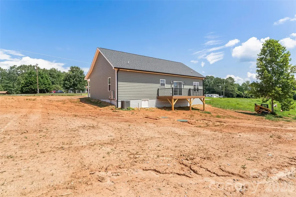 2937 Frank Whisnant Road Morganton NC 28655