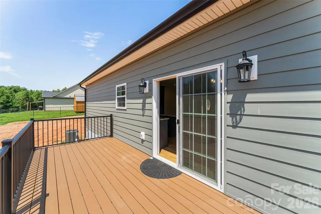 2937 Frank Whisnant Road Morganton NC 28655