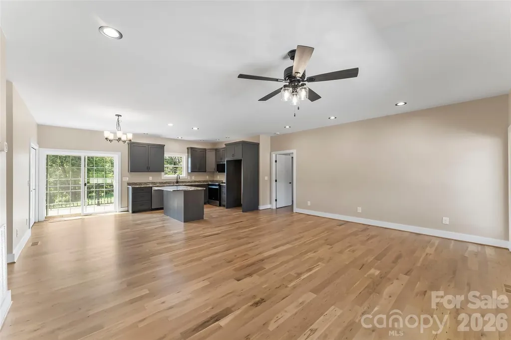 2937 Frank Whisnant Road Morganton NC 28655