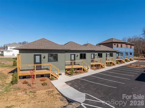 35 Leap Frog Park Waynesville NC 28786