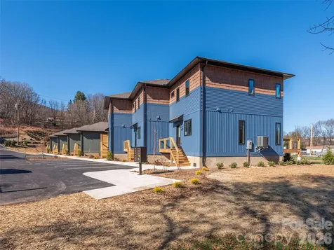 35 Leap Frog Park Waynesville NC 28786