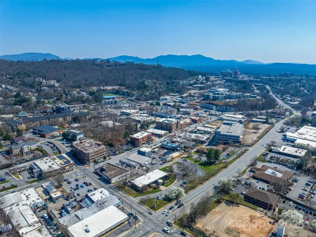 86 Asheland Avenue Asheville NC 28801