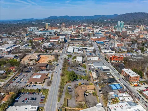 86 Asheland Avenue Asheville NC 28801