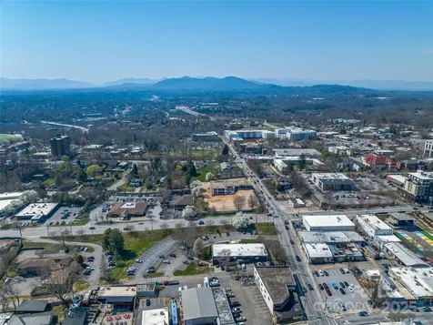 86 Asheland Avenue Asheville NC 28801