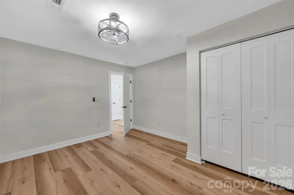 3942 Mcmillan Street Charlotte NC 28205