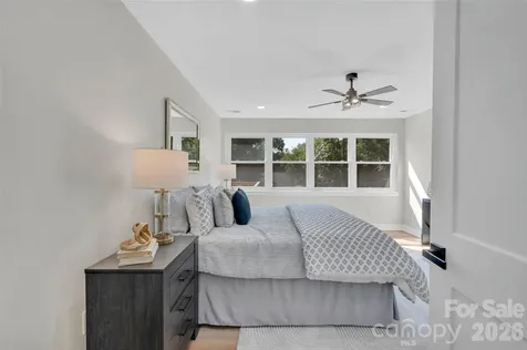 3942 Mcmillan Street Charlotte NC 28205