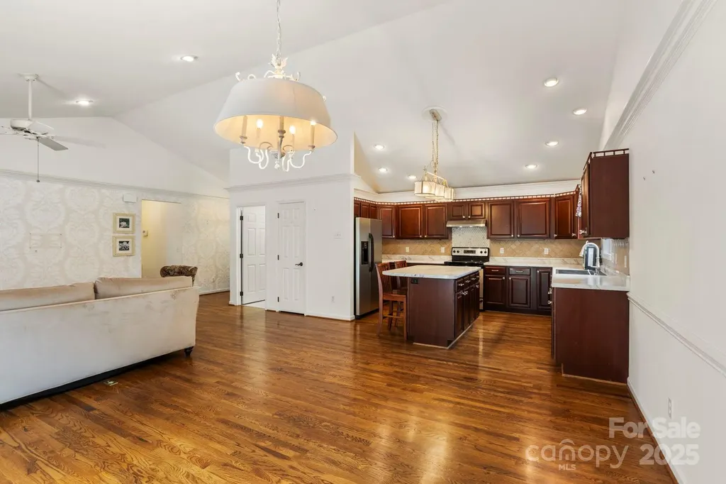 315 Charlestown Drive Hendersonville NC 28792