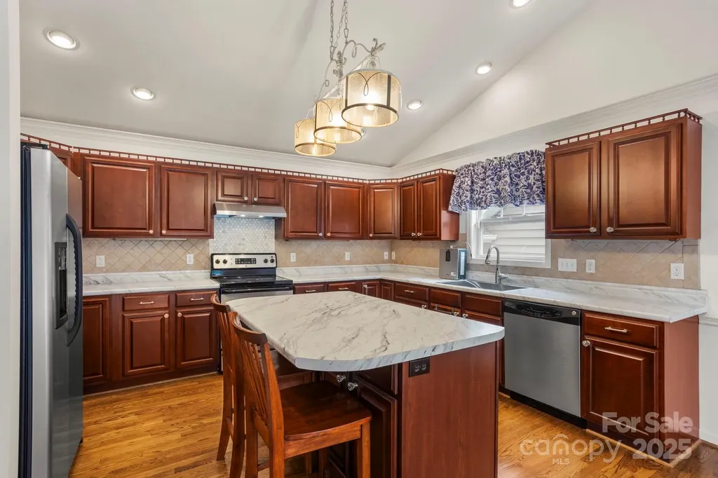 315 Charlestown Drive Hendersonville NC 28792