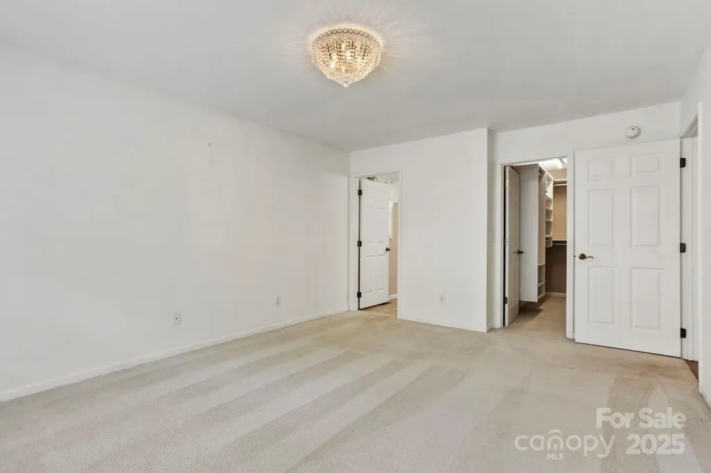315 Charlestown Drive Hendersonville NC 28792