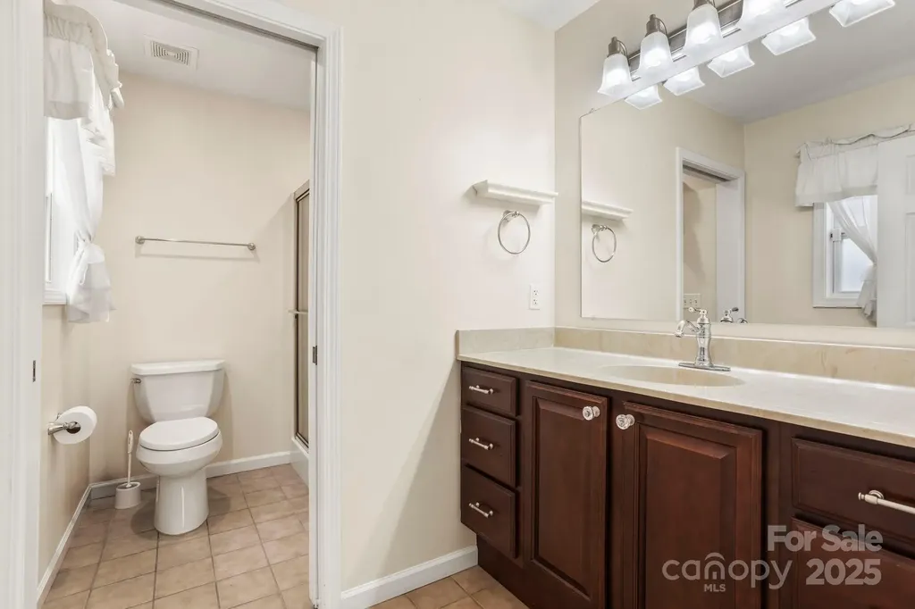 315 Charlestown Drive Hendersonville NC 28792