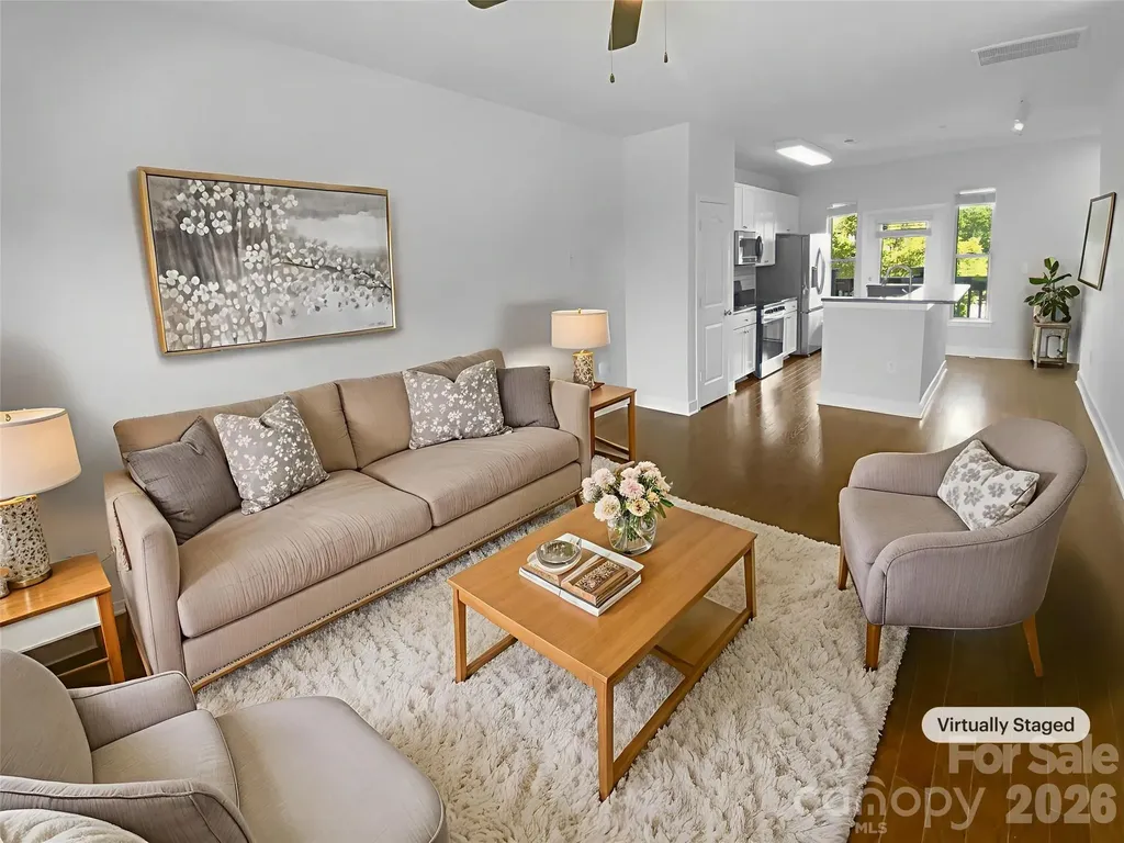 1031 Skyline View Way Charlotte NC 28204