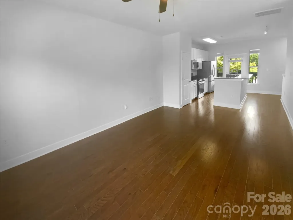 1031 Skyline View Way Charlotte NC 28204