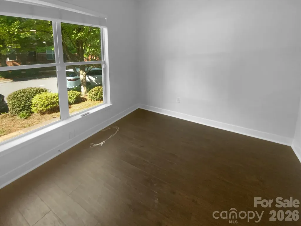 1031 Skyline View Way Charlotte NC 28204