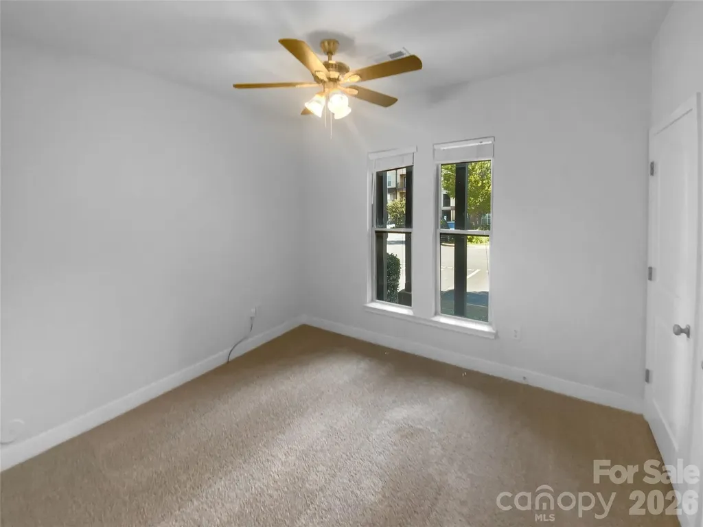 1031 Skyline View Way Charlotte NC 28204