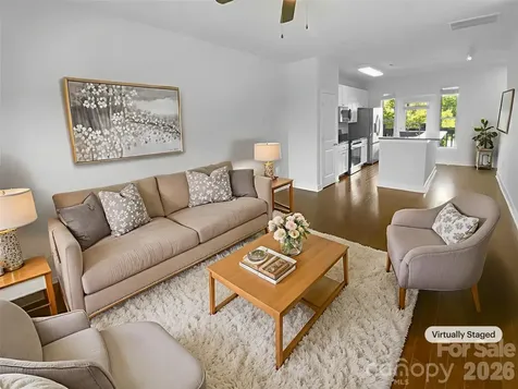 1031 Skyline View Way Charlotte NC 28204