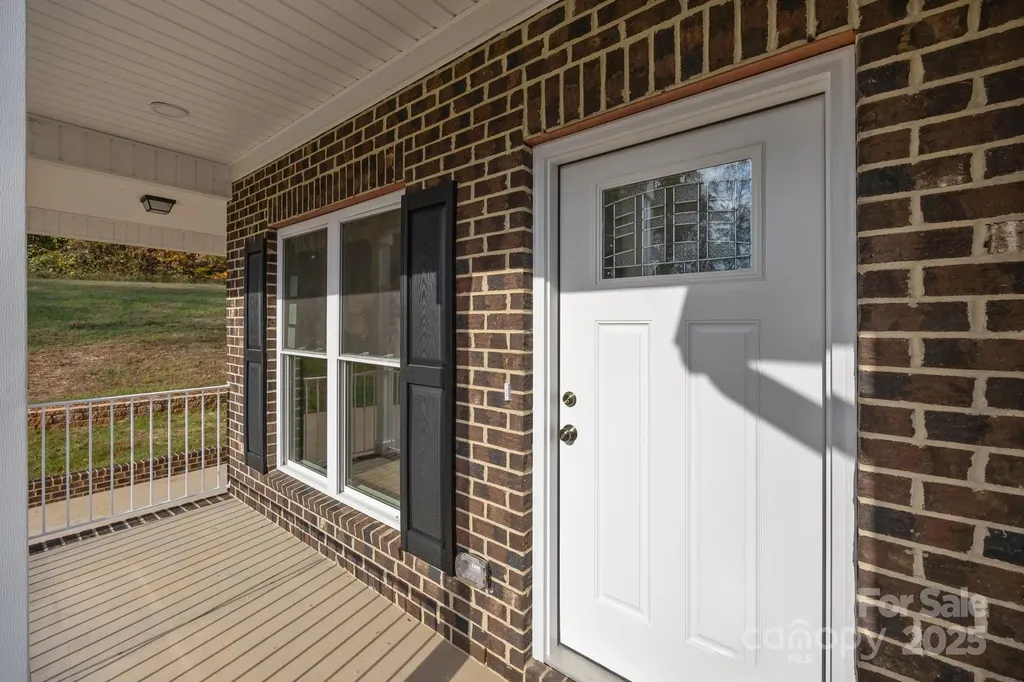 1270 N Shaver Street Salisbury NC 28144