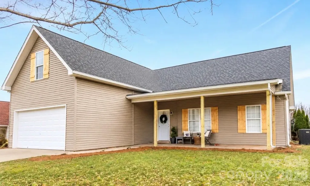 201 Tarrington Drive Statesville NC 28625