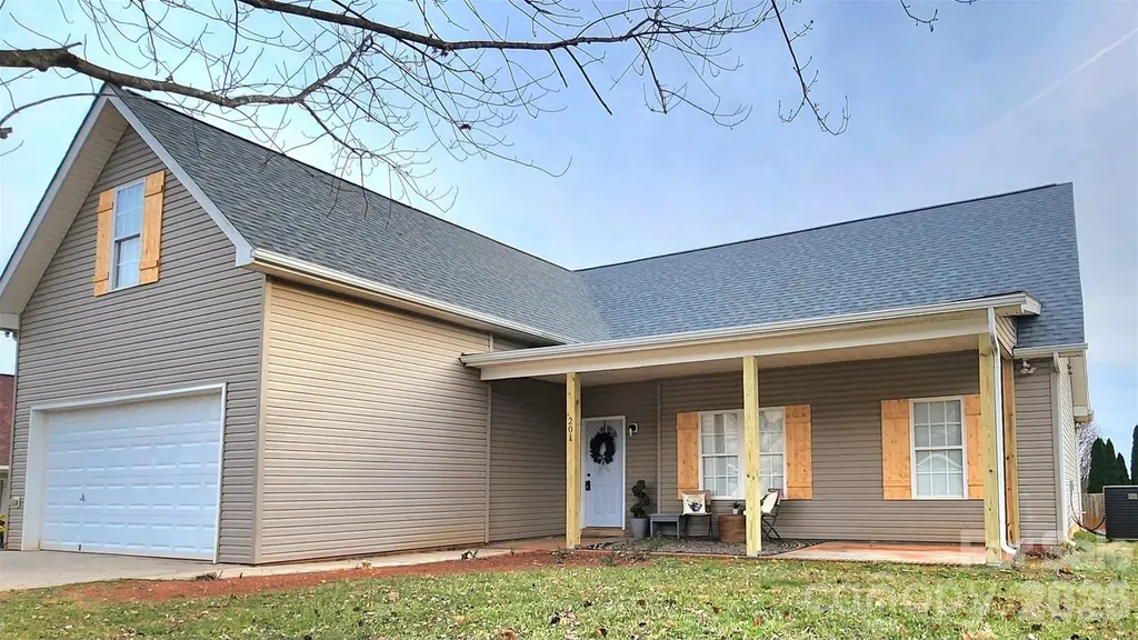 201 Tarrington Drive Statesville NC 28625