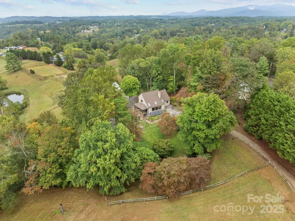 71 Kuykendall Branch Asheville NC 28804