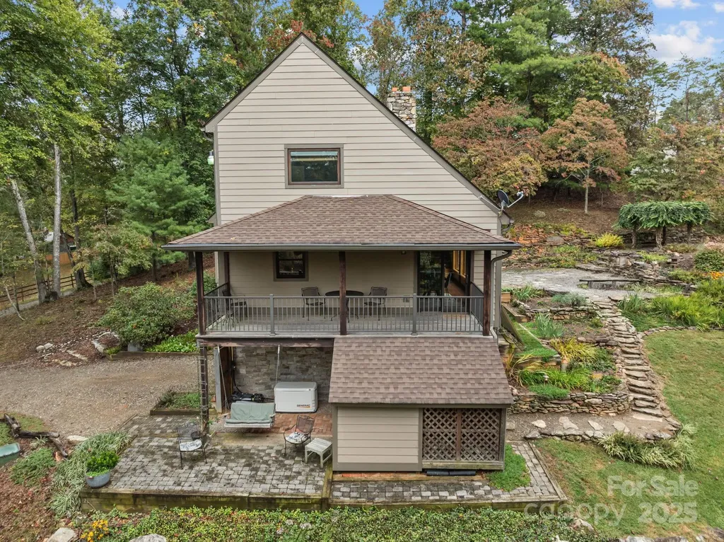 71 Kuykendall Branch Asheville NC 28804