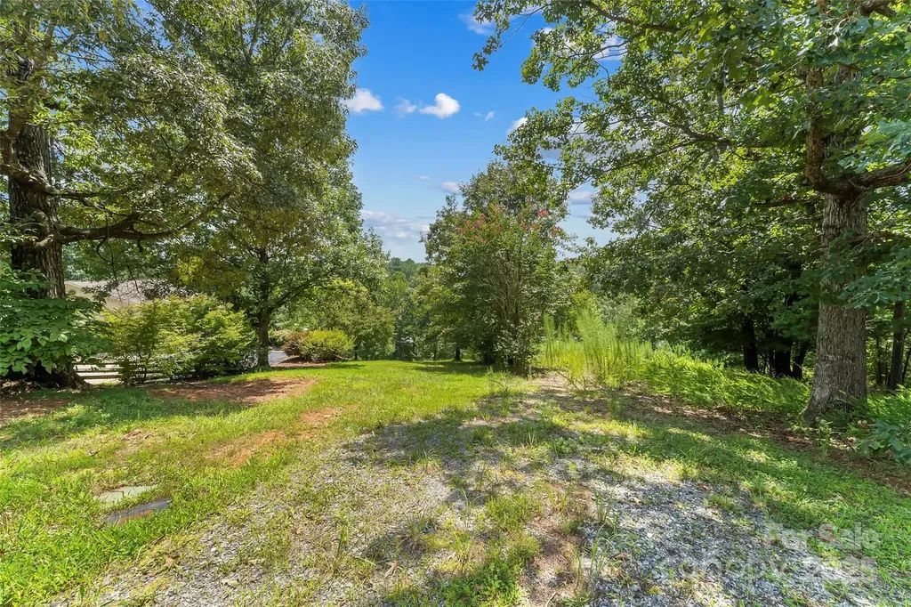 2076 Waterford Way Morganton NC 28655