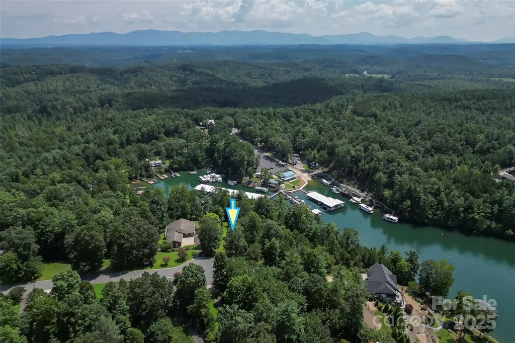 2076 Waterford Way Morganton NC 28655